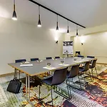 Mercure Mitte فندق 3*