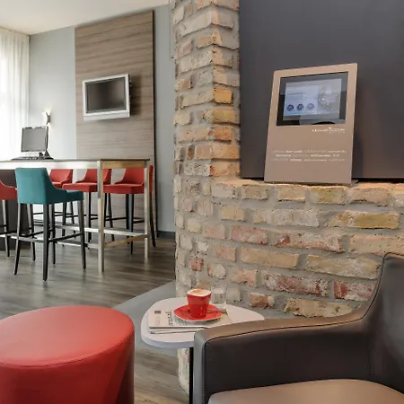 Mercure Mitte ホテル 3*
